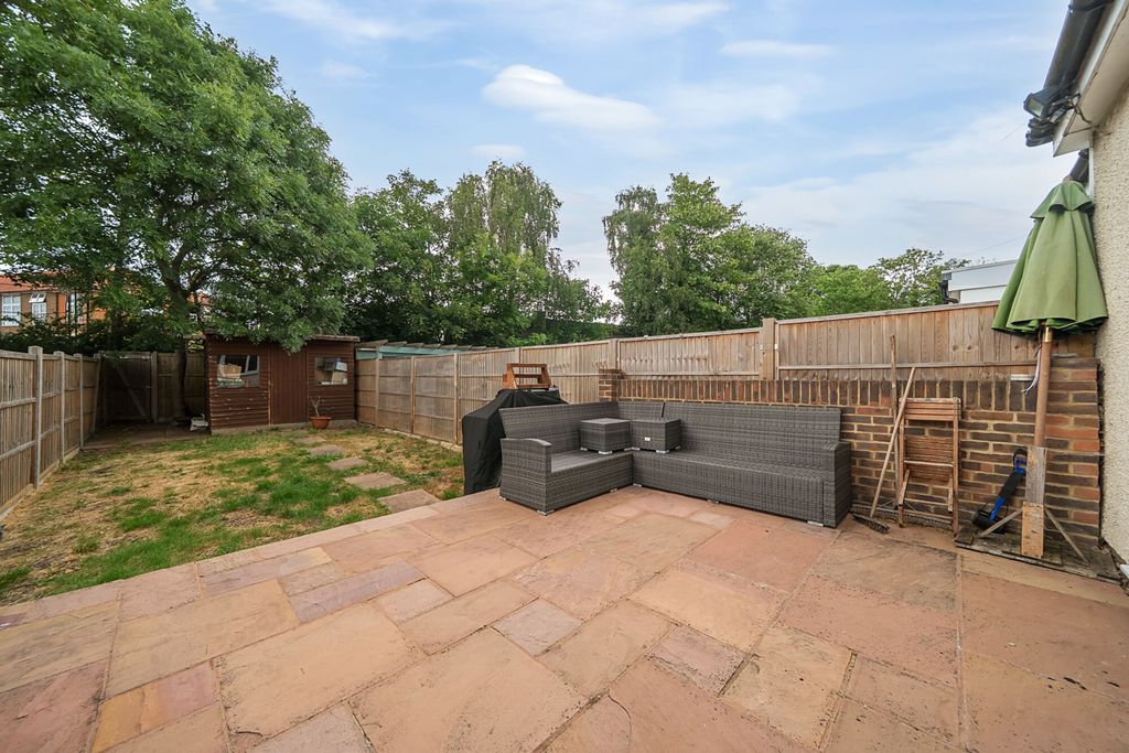 Property photo 3 of 15 Garden
