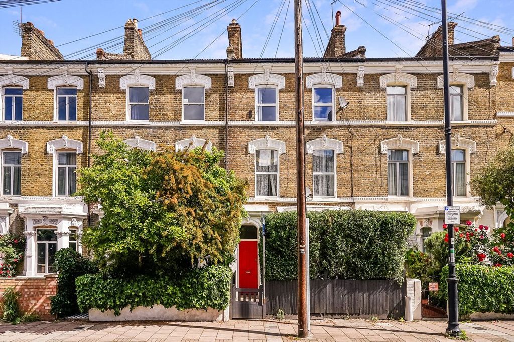 Property photo 1 of 7