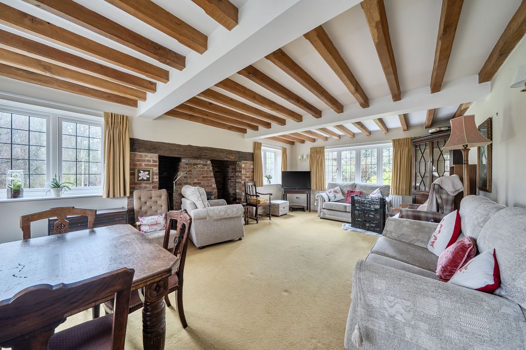 Property photo 3 of 26