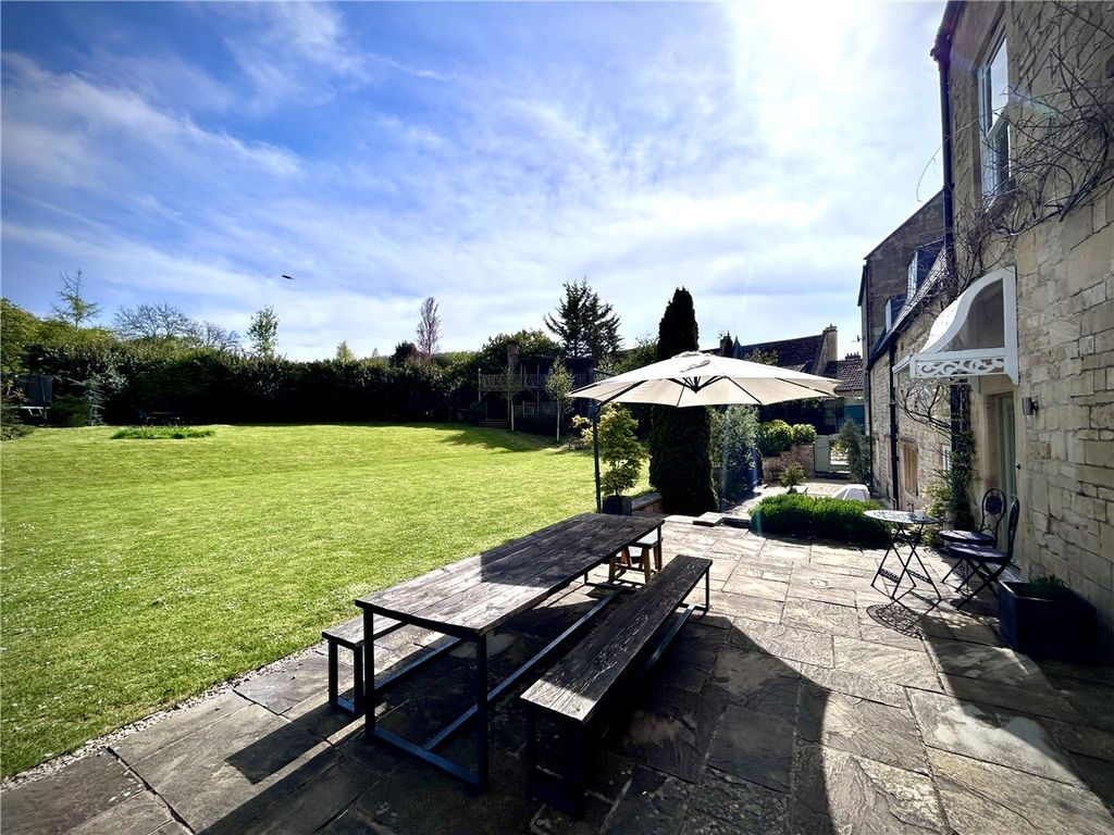 Property photo 3 of 15 Picture No. 10