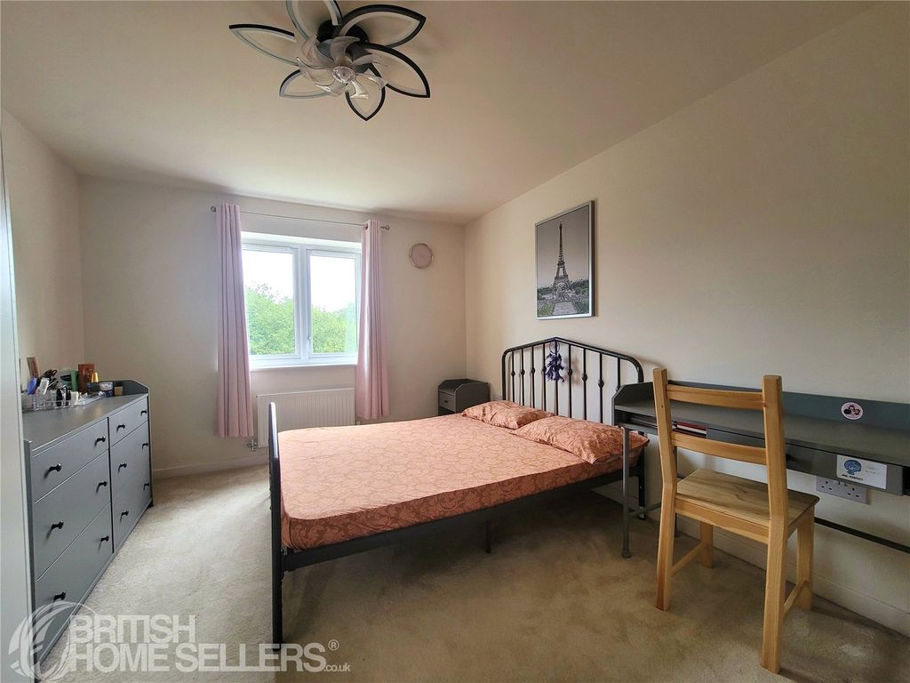 Property photo 3 of 11 Picture No. 04