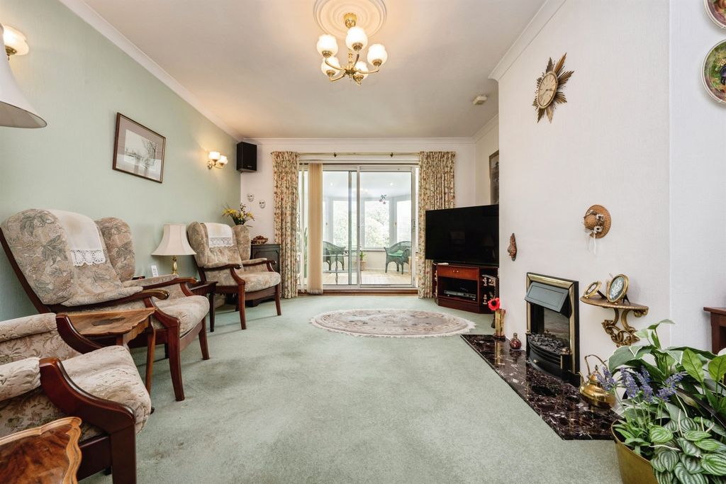 Property photo 2 of 15