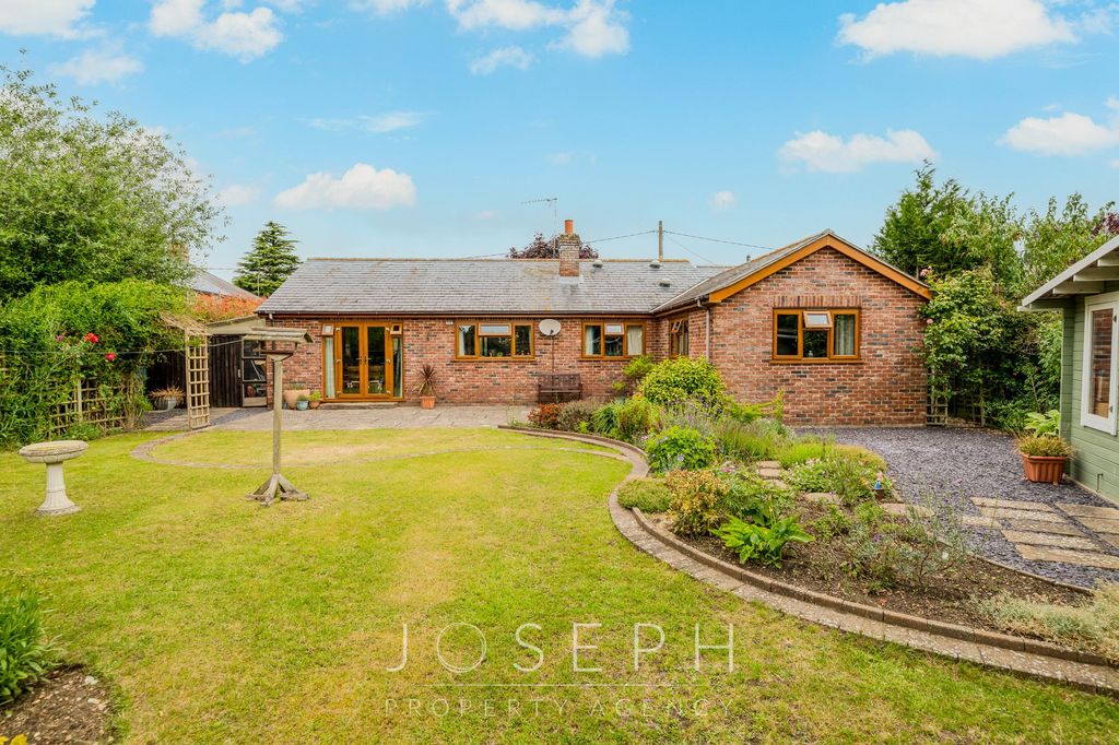 Property photo 1 of 35