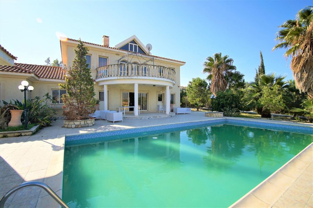 Property photo 1 of 19
