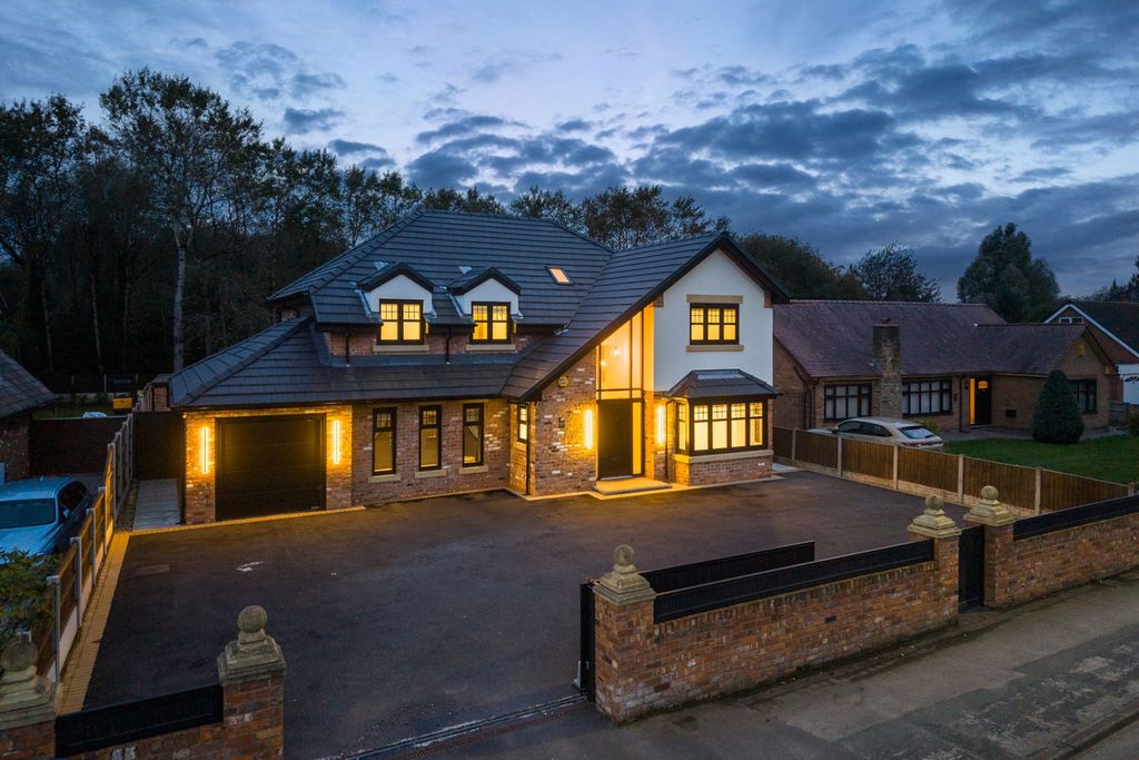 Property photo 1 of 33