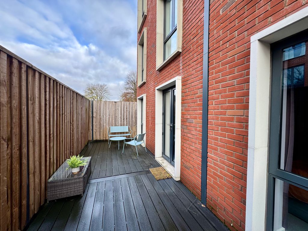 Property photo 2 of 13 Private Terrace