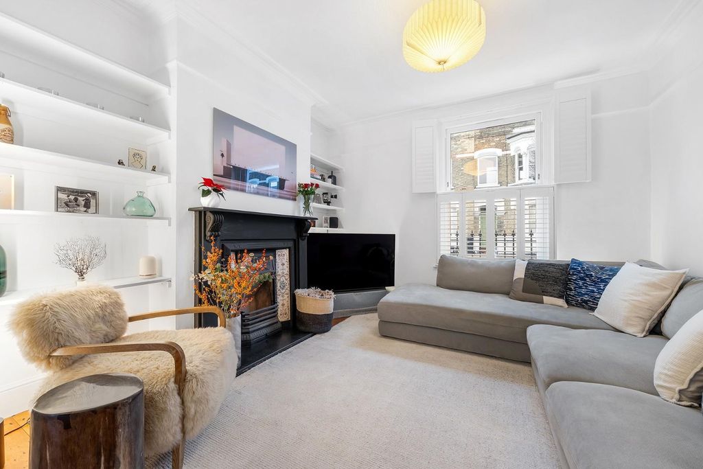 Property photo 2 of 17 Reception (2).Jpg