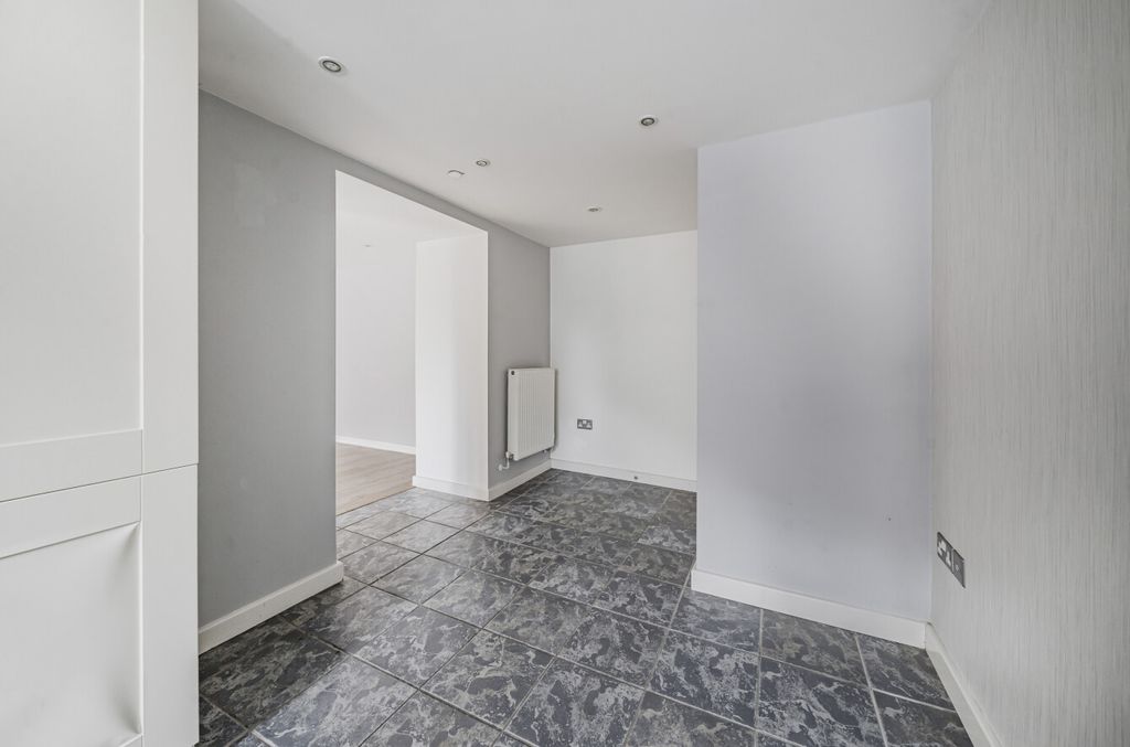 Property photo 2 of 21 2 - 1264909 (17).Jpg