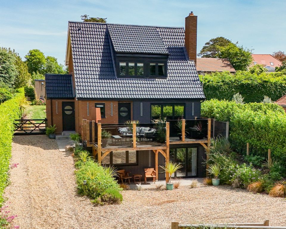 Property photo 1 of 49 4965542
