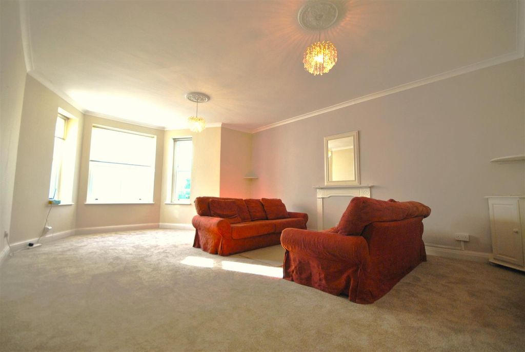 Property photo 2 of 10 Lounge 1.Jpg