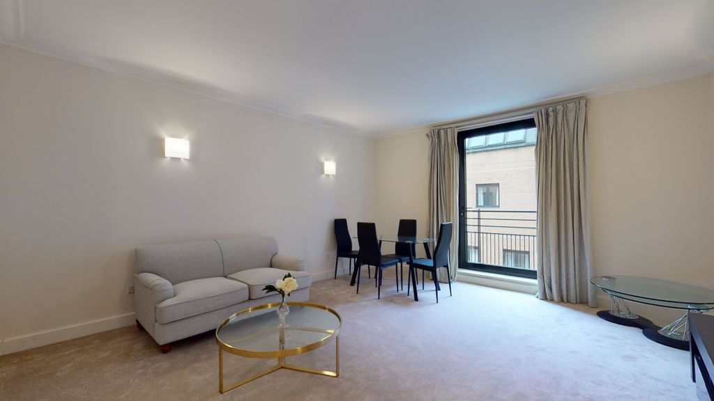 Property photo 1 of 10 Living Room