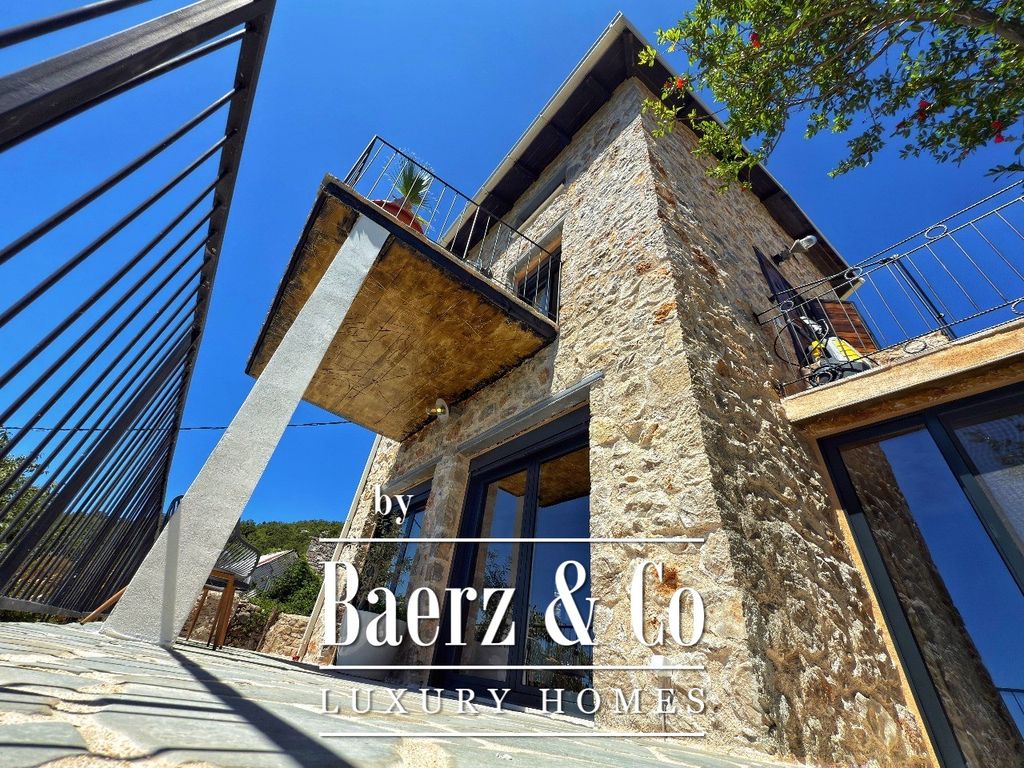 Property photo 1 of 25