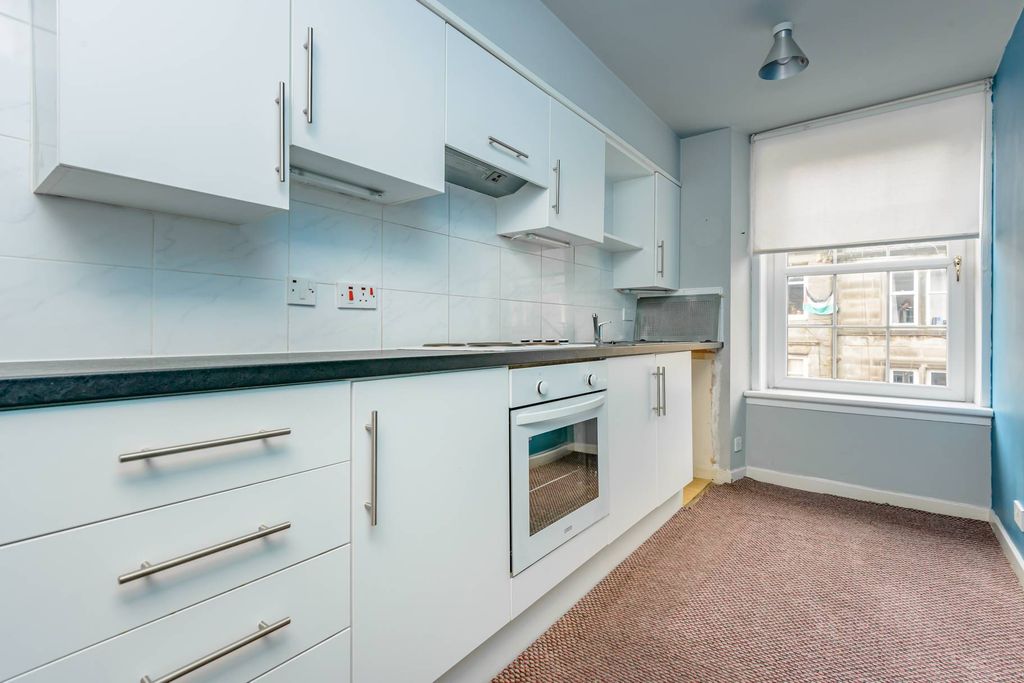 Additional image 4 of 2 bed flat for sale1/35 Bothwell House, Bothwell Street, Edinburgh EH7