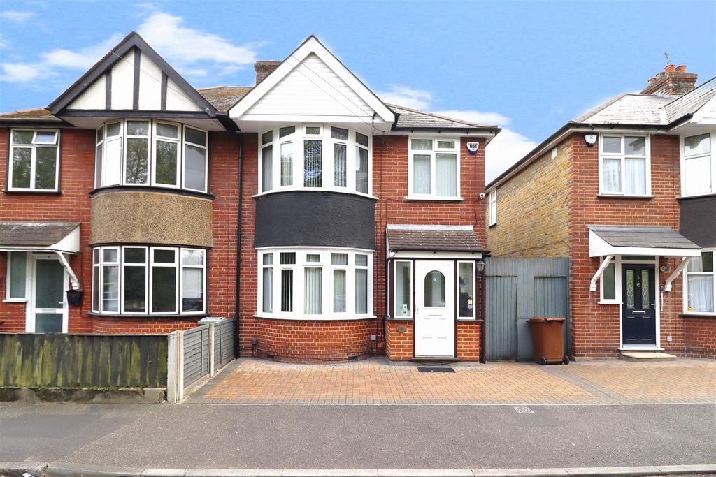 Property photo 1 of 15 Front