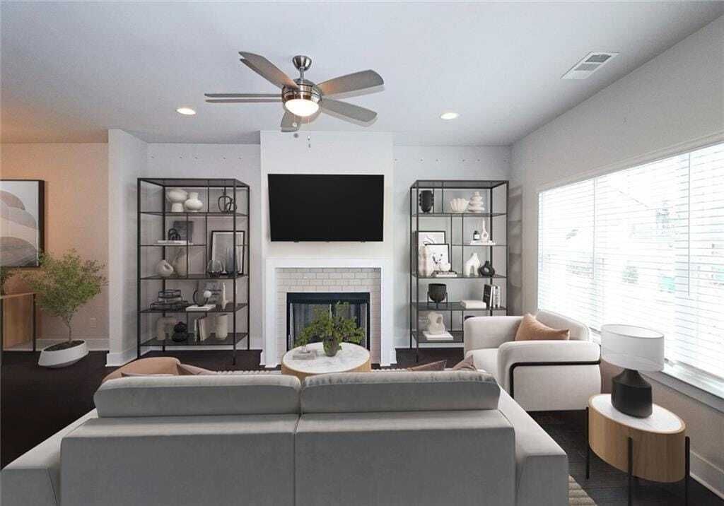 Property photo 3 of 21 <Alttext/>