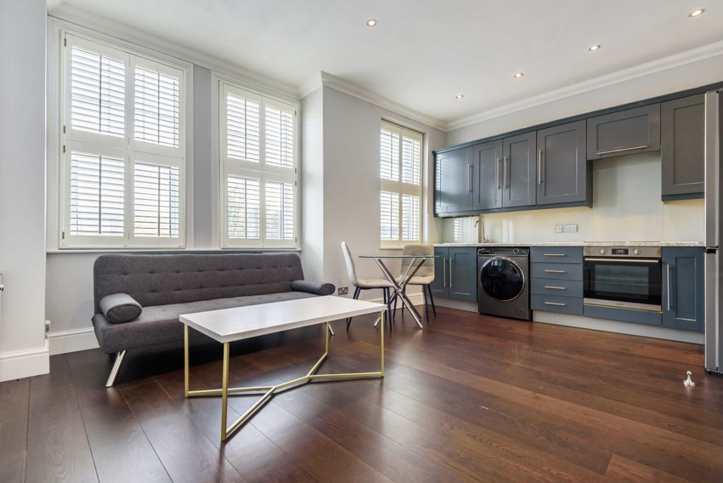 Property photo 1 of 9 805429 (3)