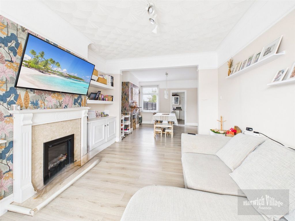 Property photo 2 of 11 Picture 2