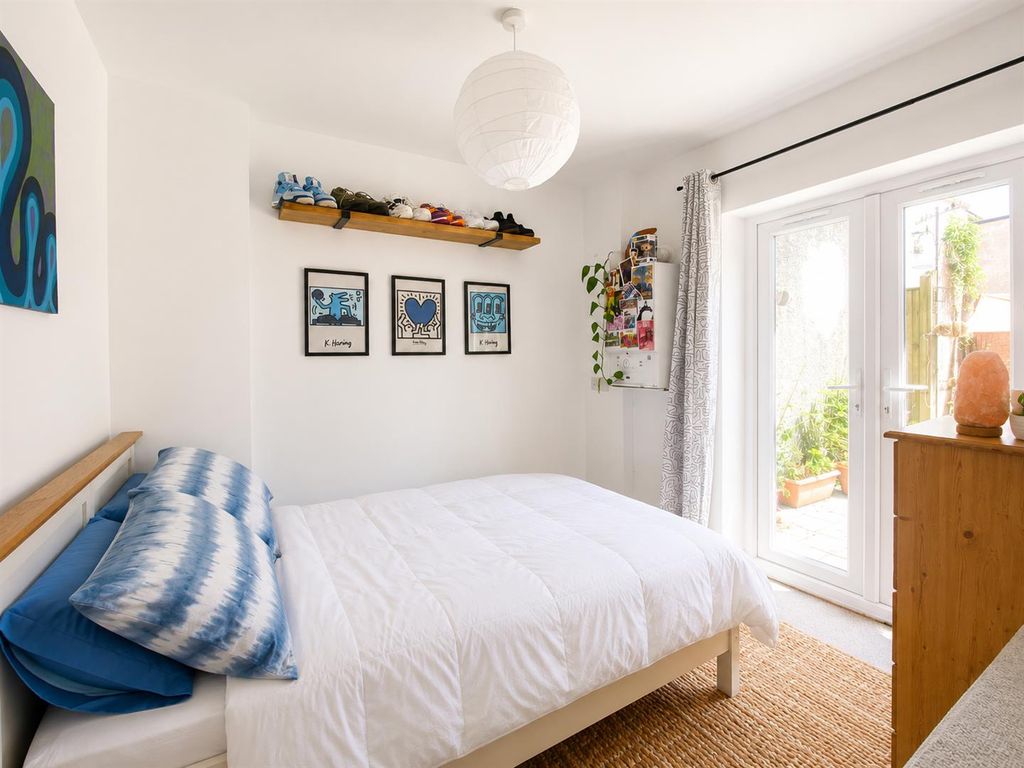Property photo 1 of 9 Bedroom 2.Png