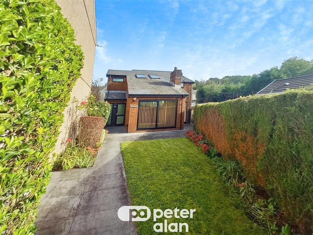 Property photo 1 of 14 Bedroom