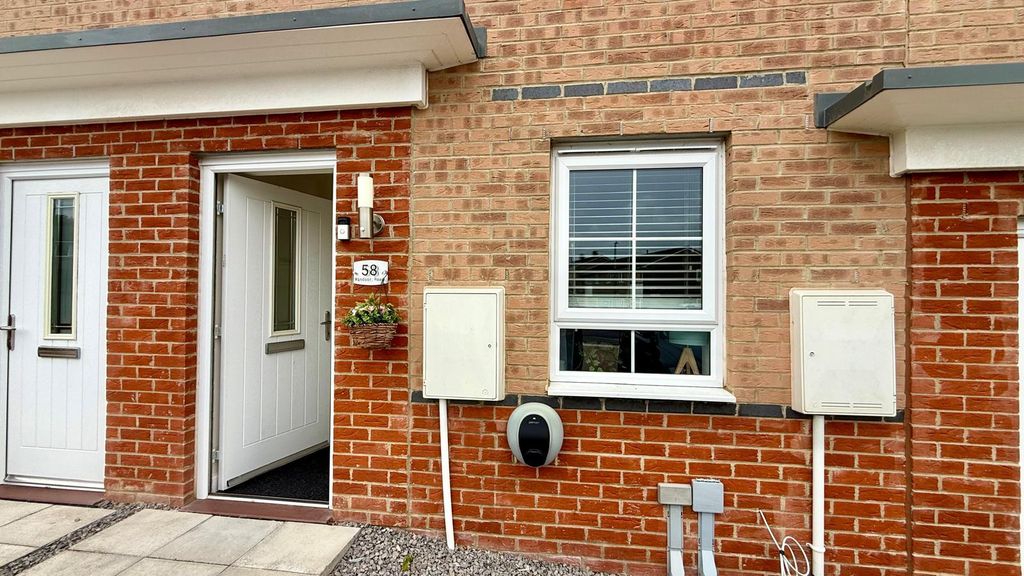 Property photo 1 of 15 Whatsapp Image 2026-09-18 At 2.04.49 Pm.Jpeg
