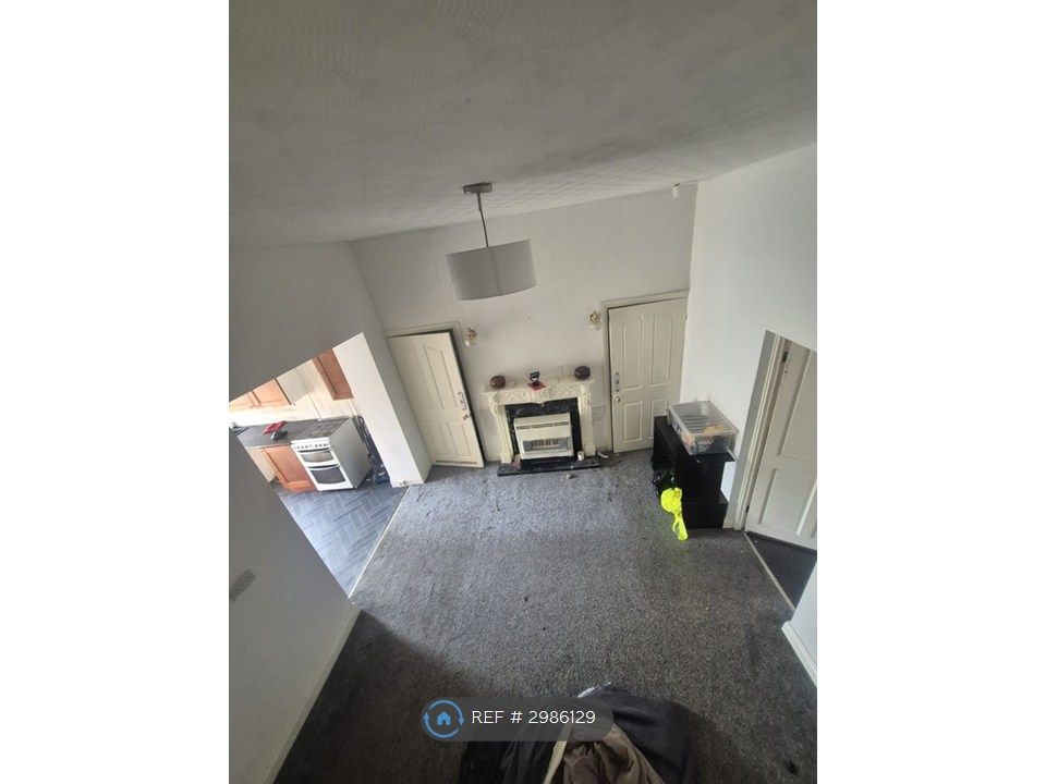 Property photo 1 of 10 Dining Room