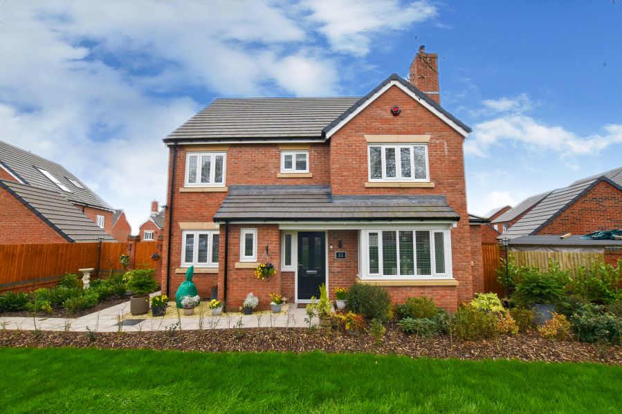 Property photo 1 of 31 Front Aspect