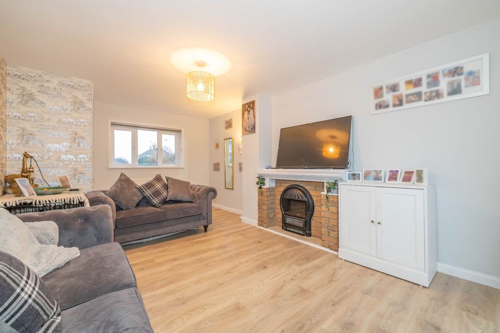 Property photo 2 of 15 Picture 2