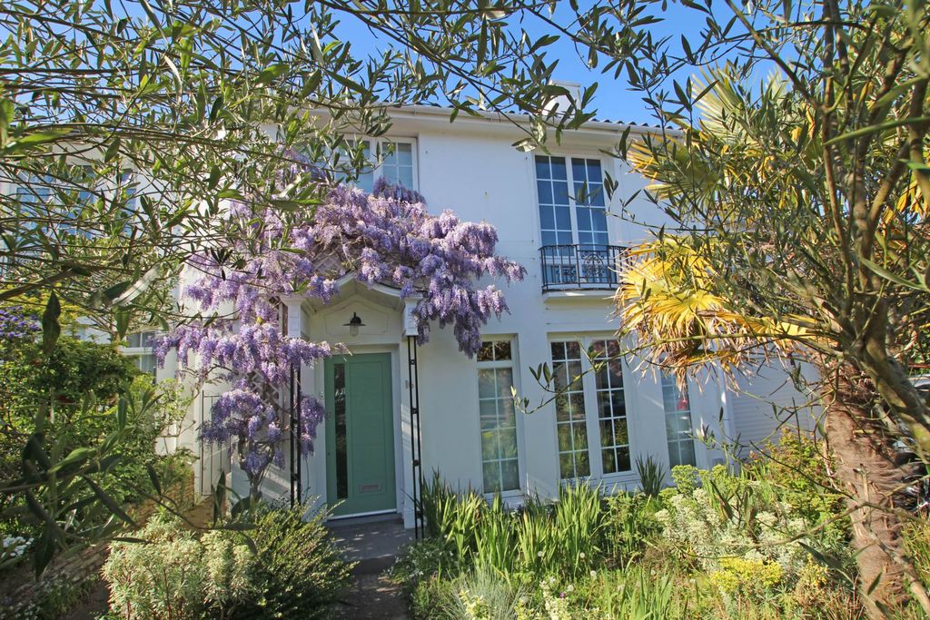 Property photo 1 of 26