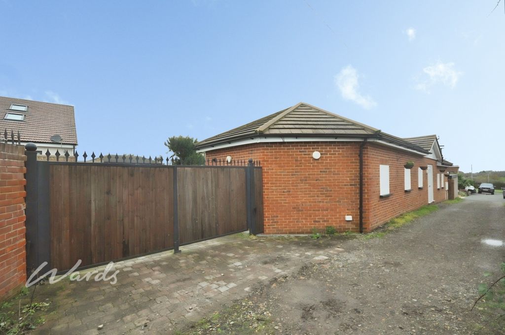 Property photo 1 of 9 Front