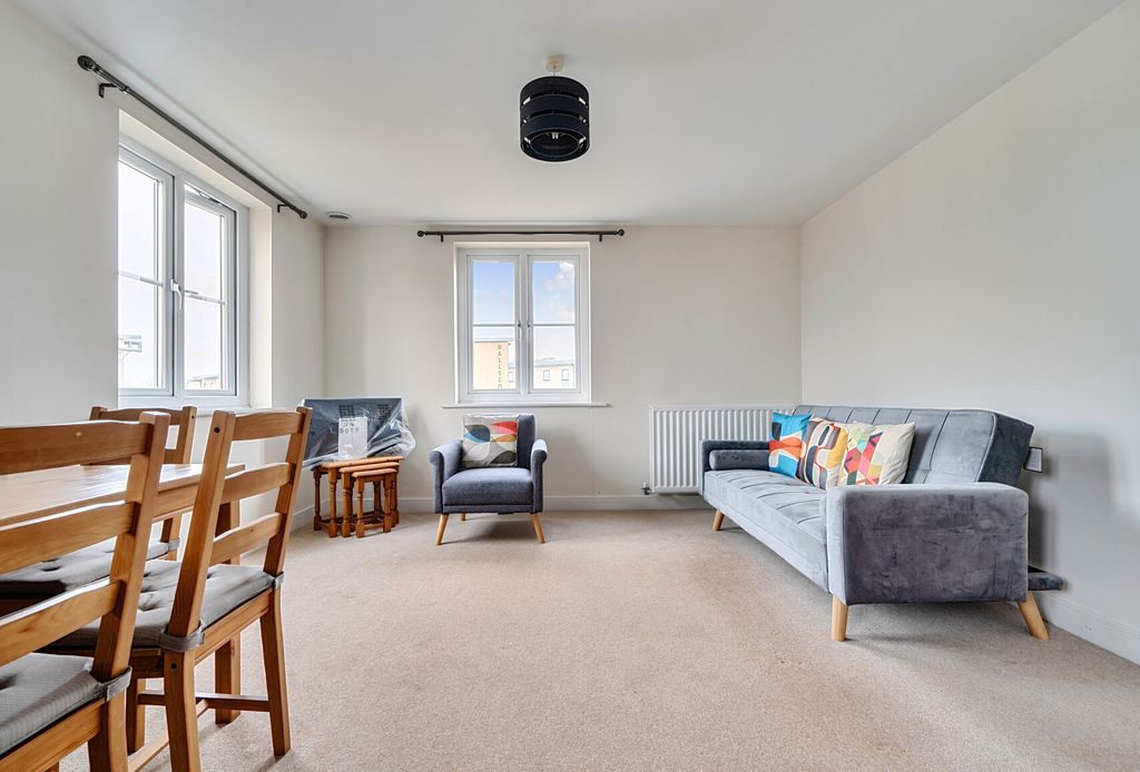 Property photo 3 of 15 1453383-5-69F48Ea...