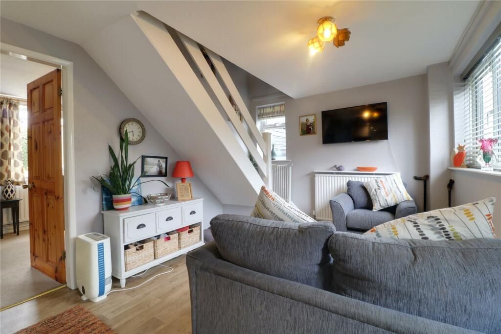 Property photo 3 of 19