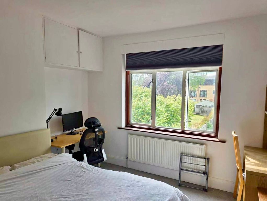 Property photo 2 of 4