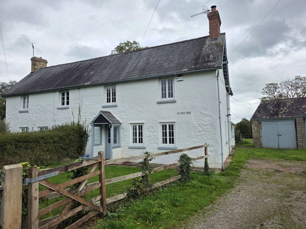 Property photo 1 of 22