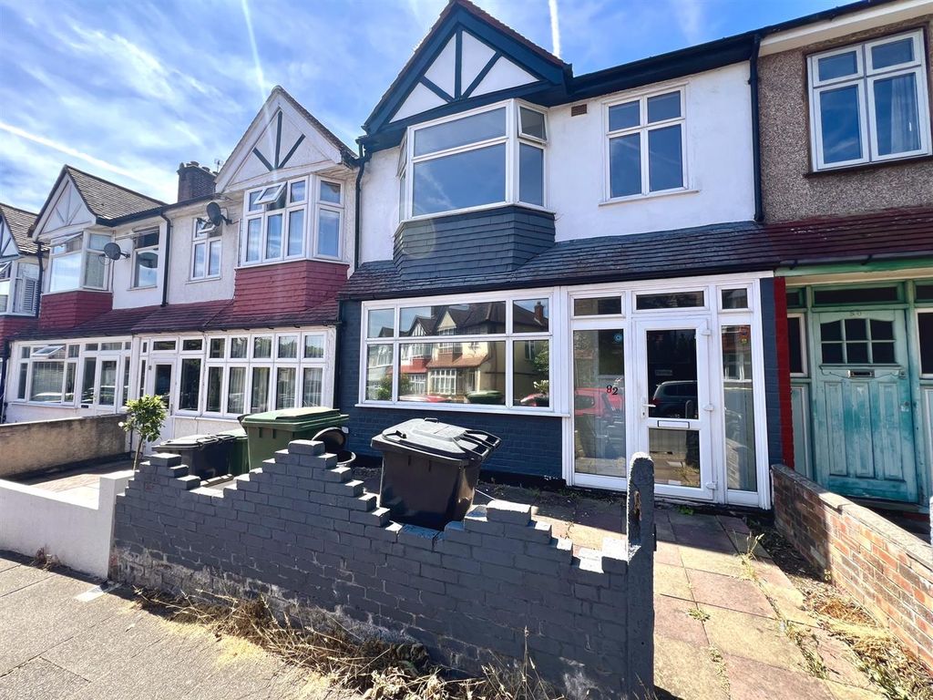 Property photo 1 of 10 External