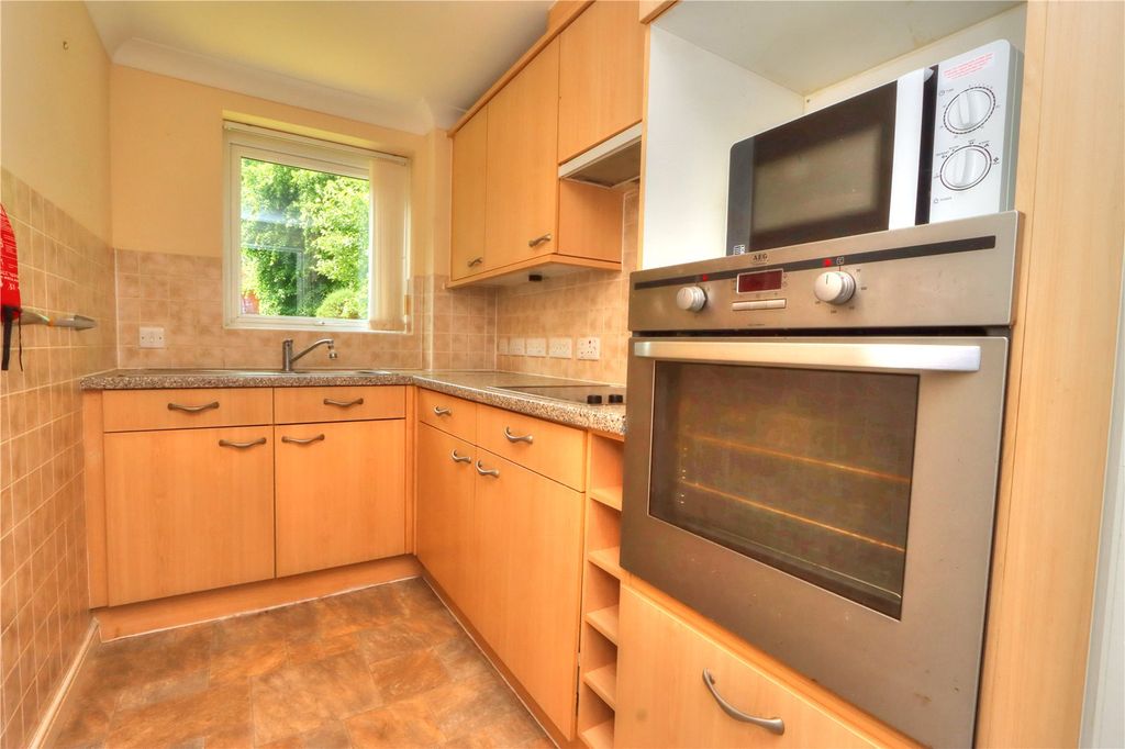 Property photo 2 of 10 Picture No. 06