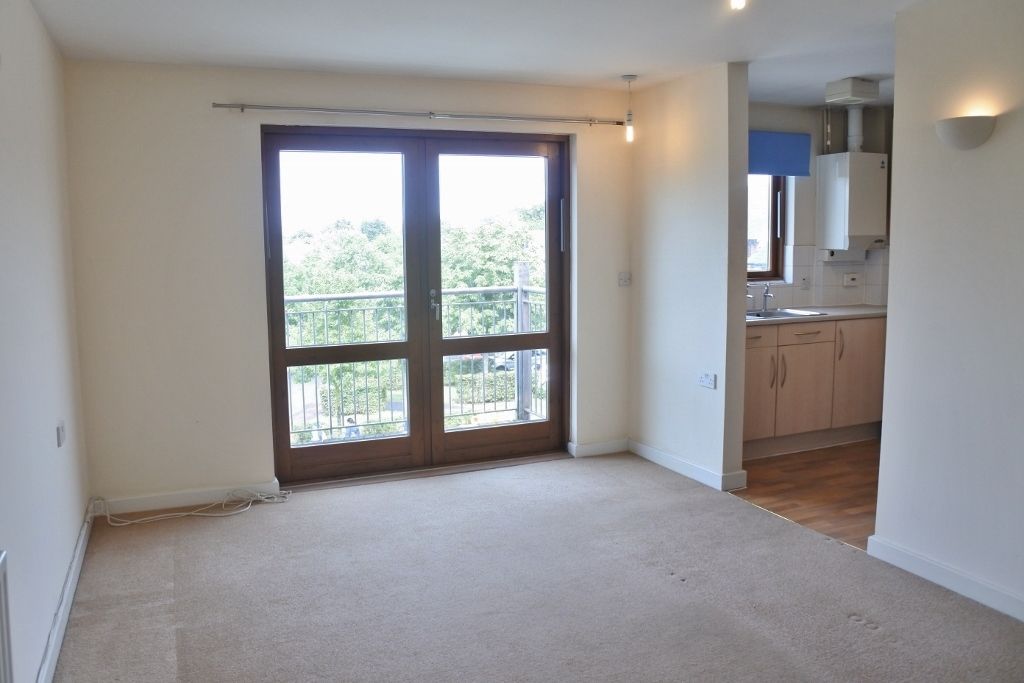Property photo 3 of 6
