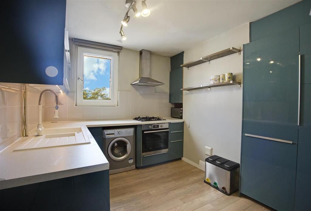 Property photo 2 of 10 1000031549