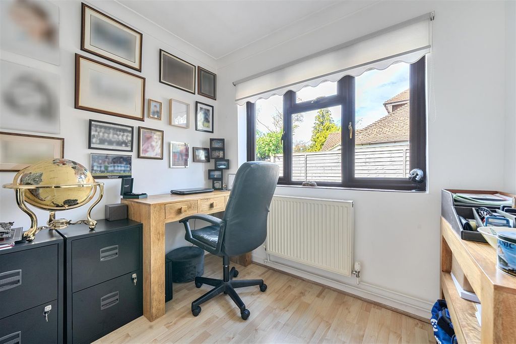 Additional image 9 of 4 bed detached house for saleThe Avenue, Crowthorne, Berkshire RG45