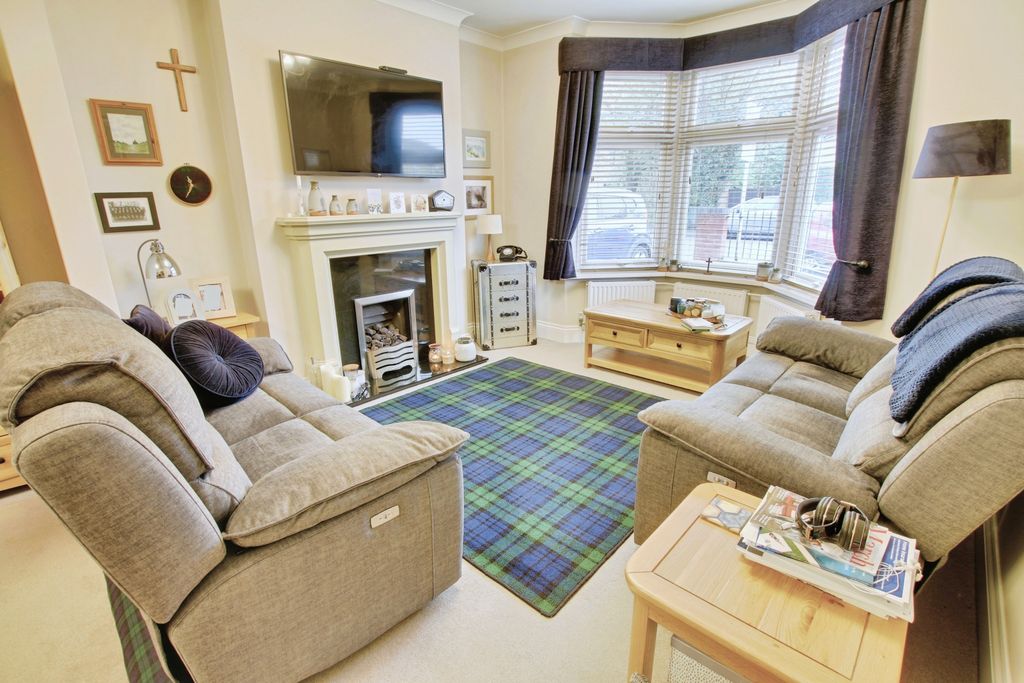Property photo 3 of 29