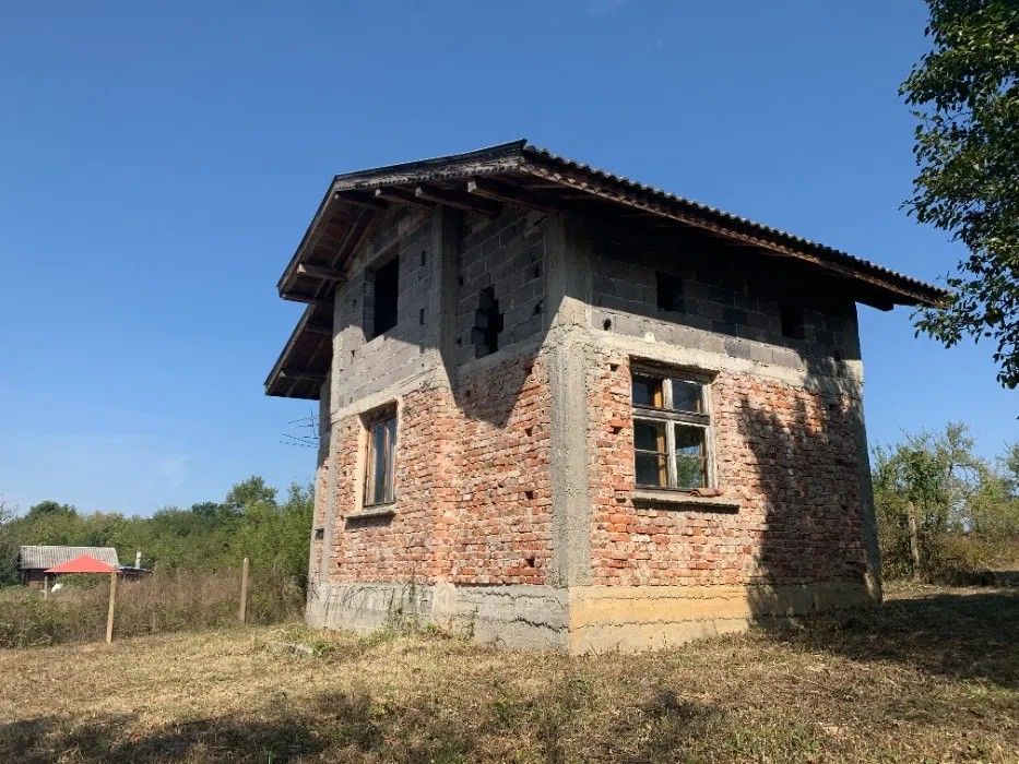 Property photo 1 of 5