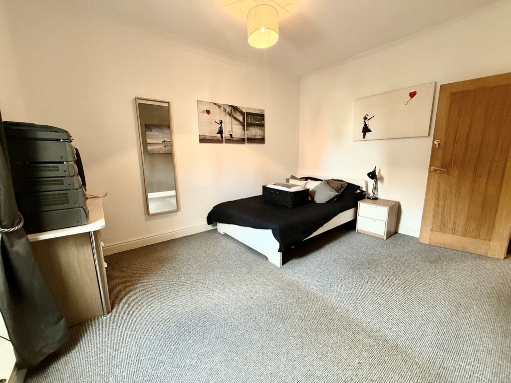 Property photo 2 of 2
