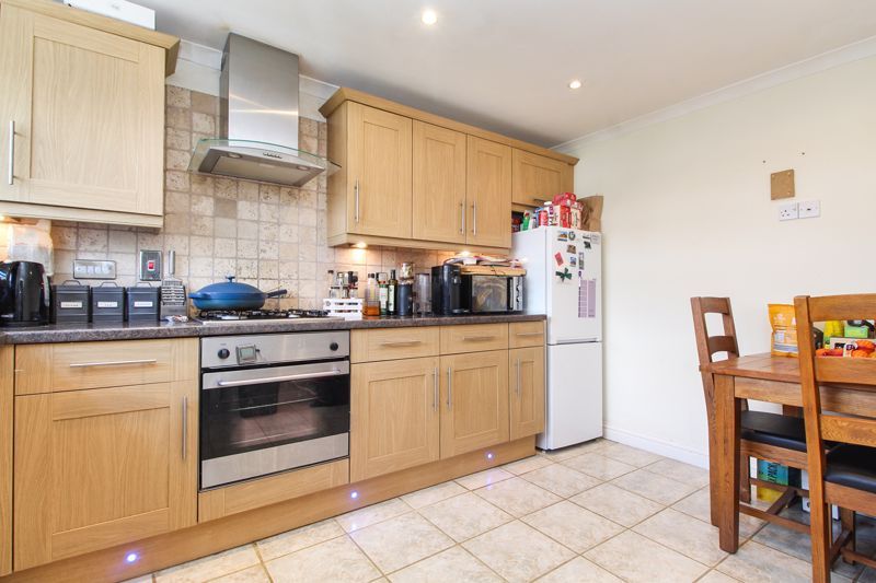 Property photo 3 of 12 Kitchen/Diner