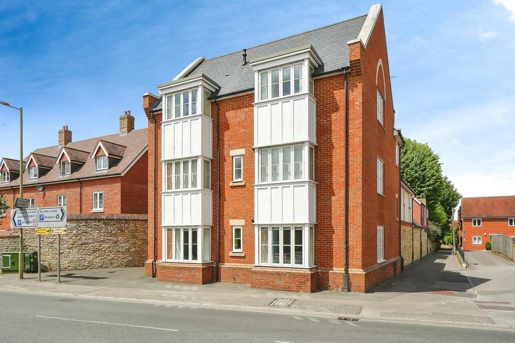 Property photo 1 of 13
