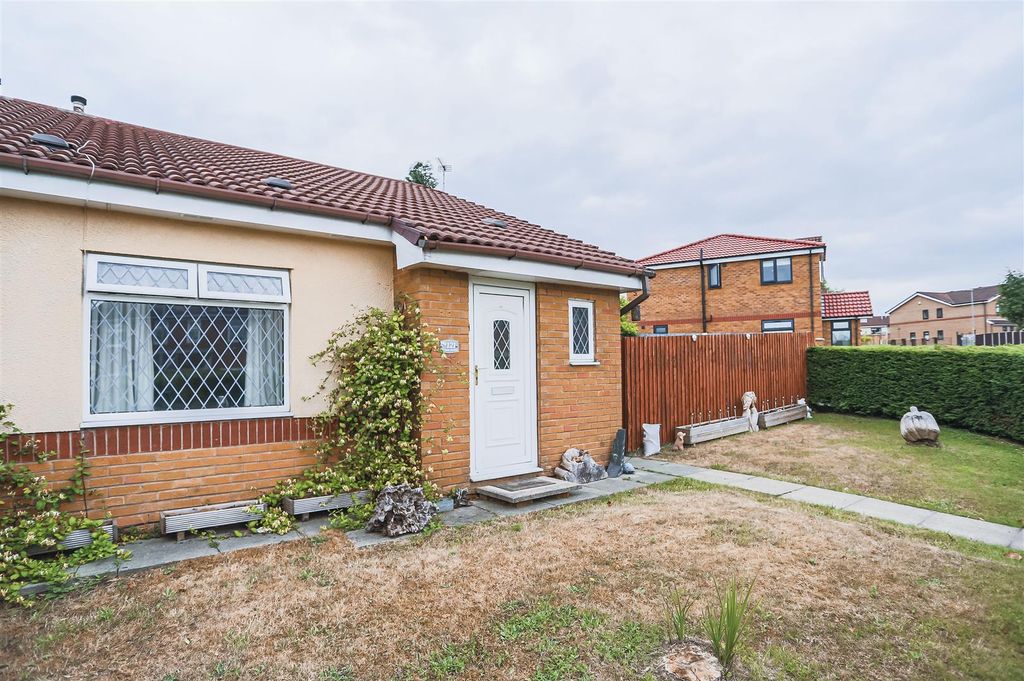 Property photo 1 of 21