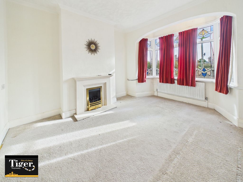 Property photo 3 of 18 Cam02176G0-Pr0826-Still002