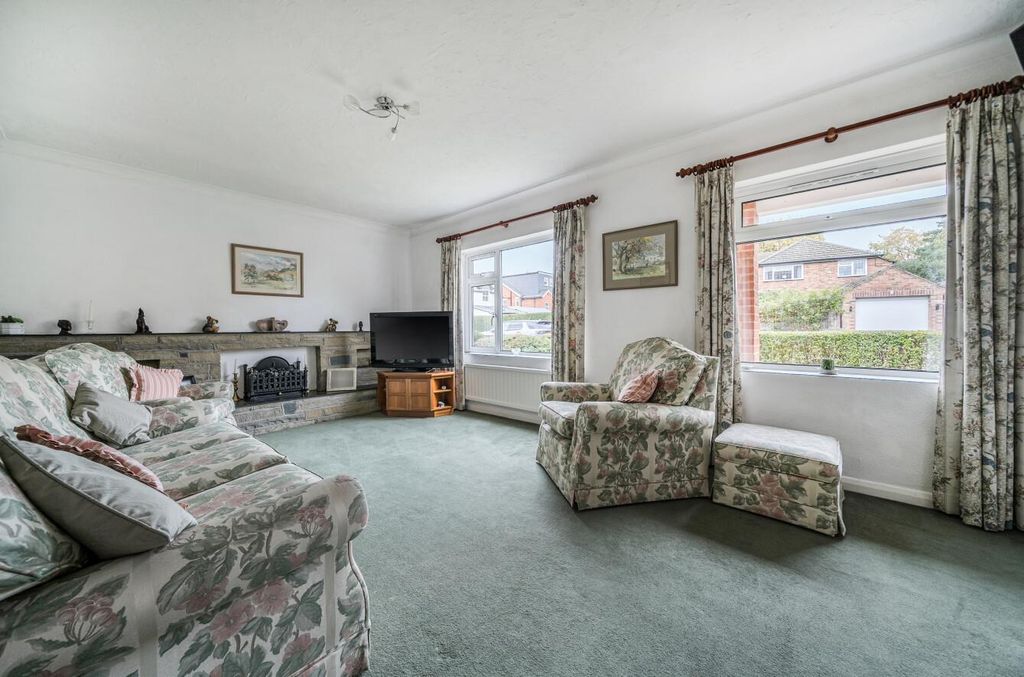 Property photo 2 of 24