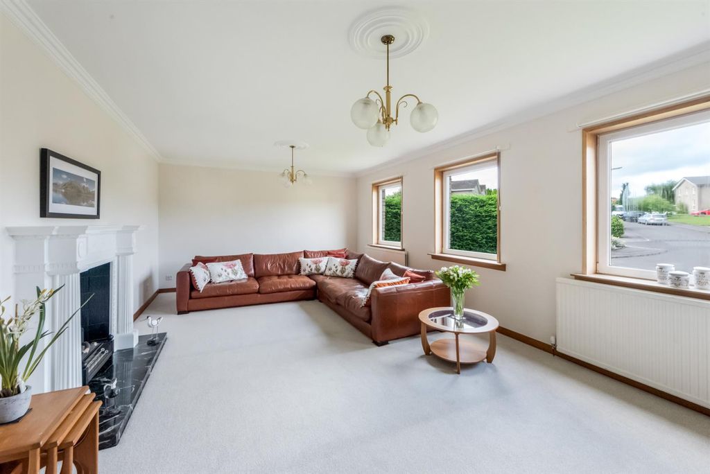 Property photo 3 of 45 06.Jpg