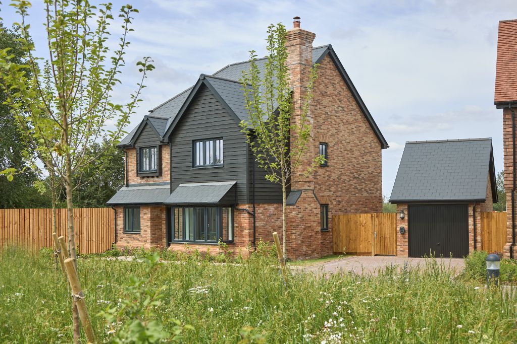 Property photo 1 of 17 Primrose