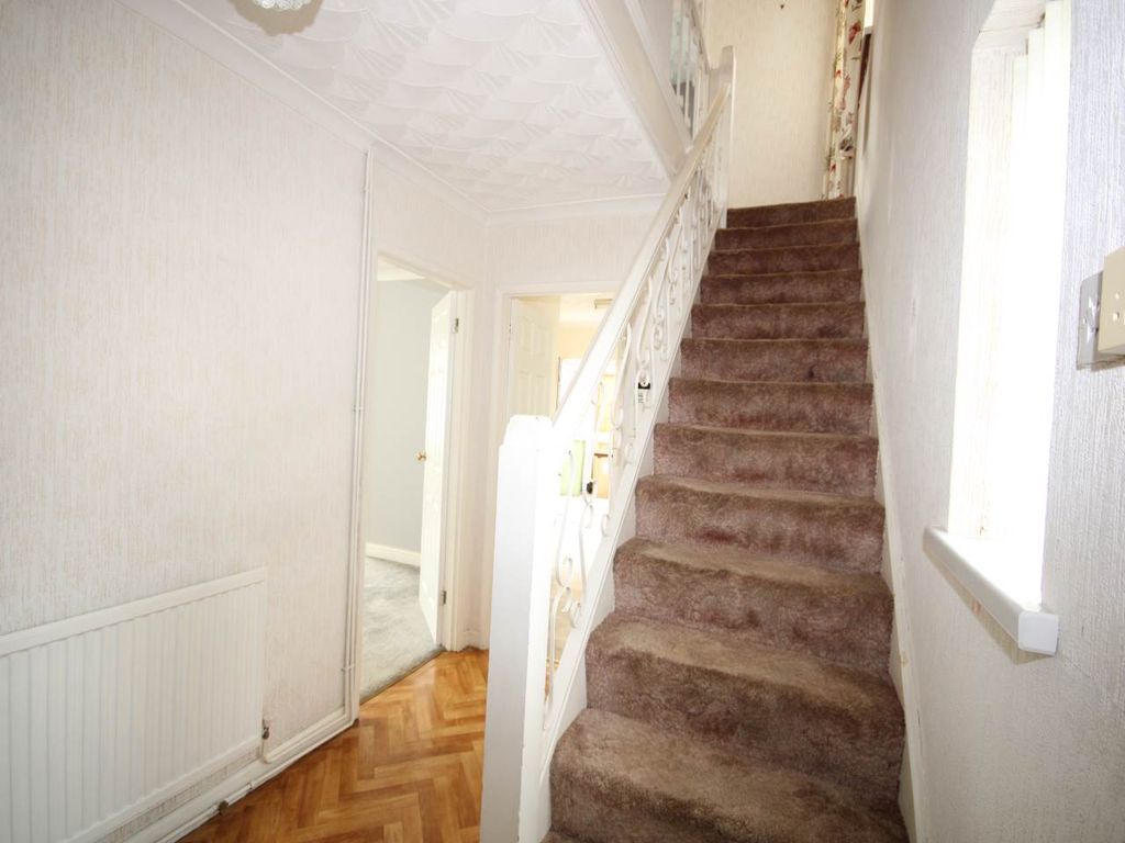 Property photo 3 of 17 Hallway 2