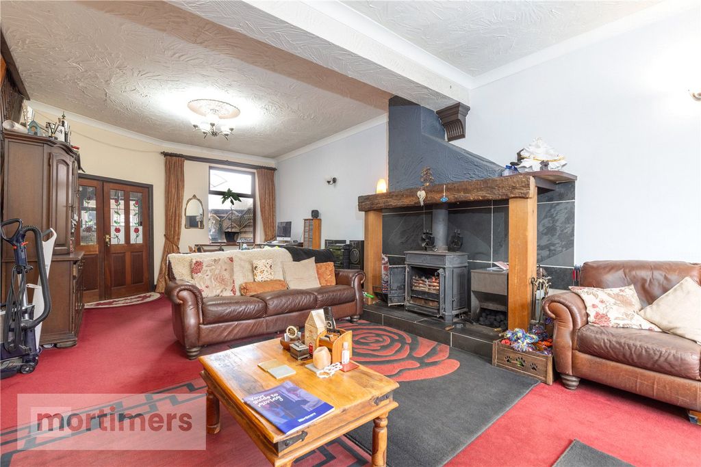 Property photo 2 of 23 Living Room